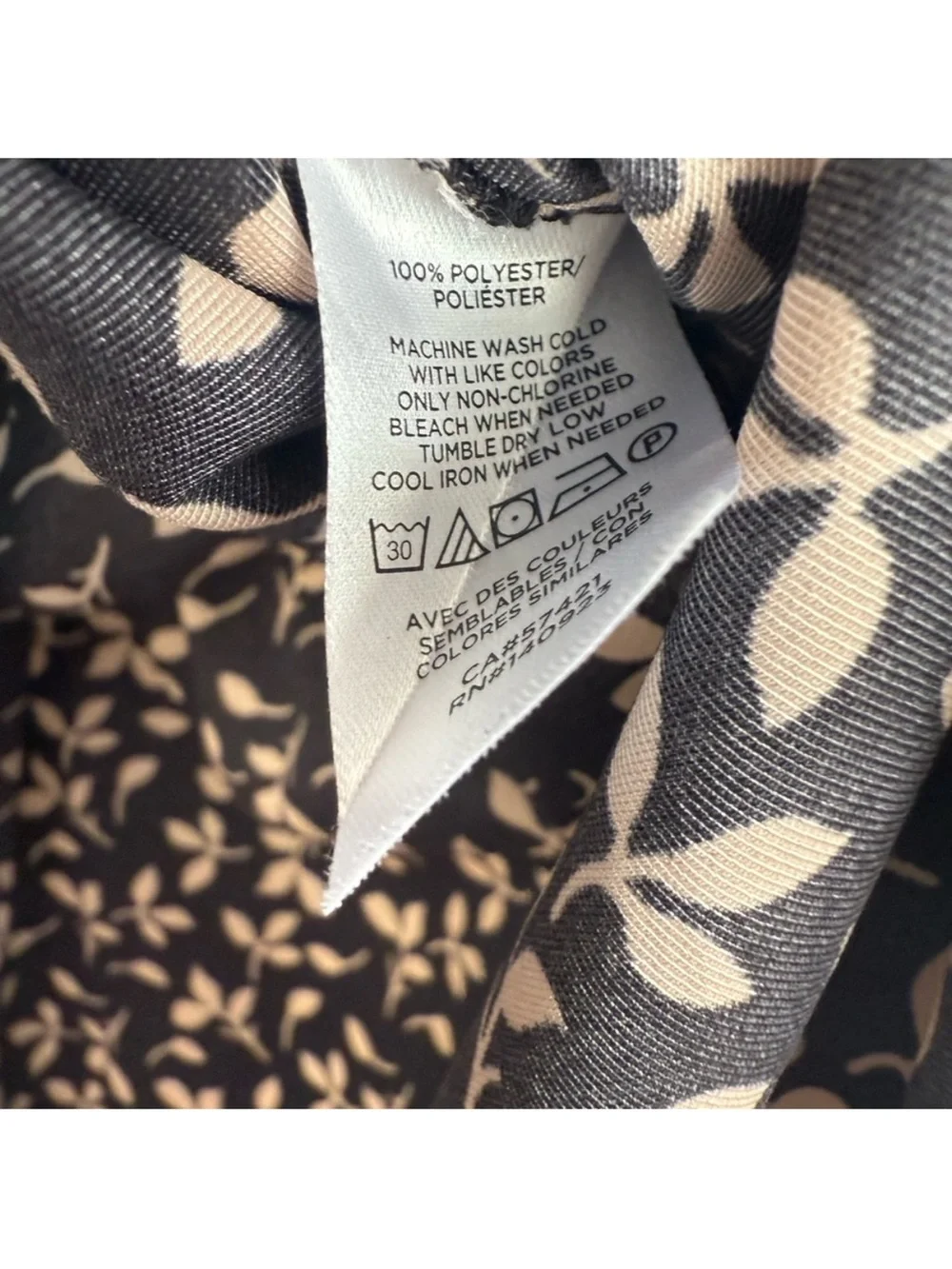 LOFT Black Skirt Size XL with Leaf Print